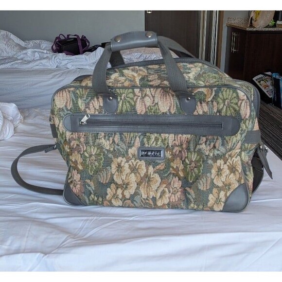 Vintage Protocol Large Duffle Bag Travel Suitcase Luggage with optional Strap - Picture 2 of 8